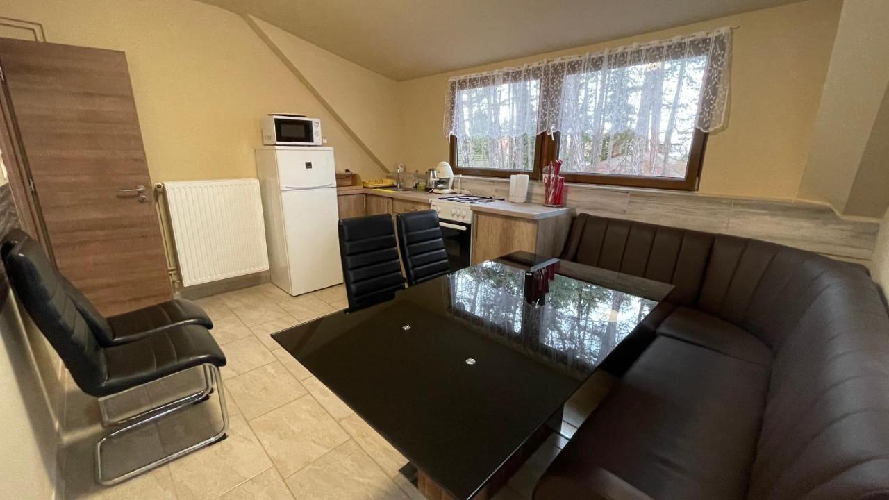 Gratisz Apartman Siofok Ngoại thất bức ảnh