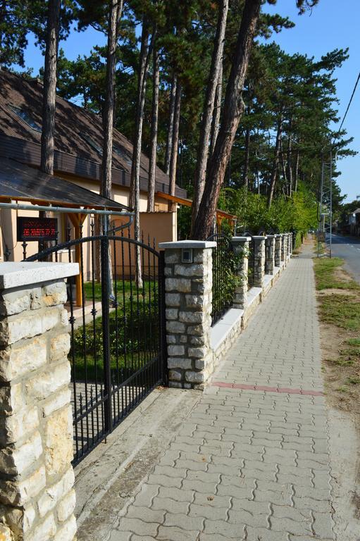 Gratisz Apartman Siofok Ngoại thất bức ảnh